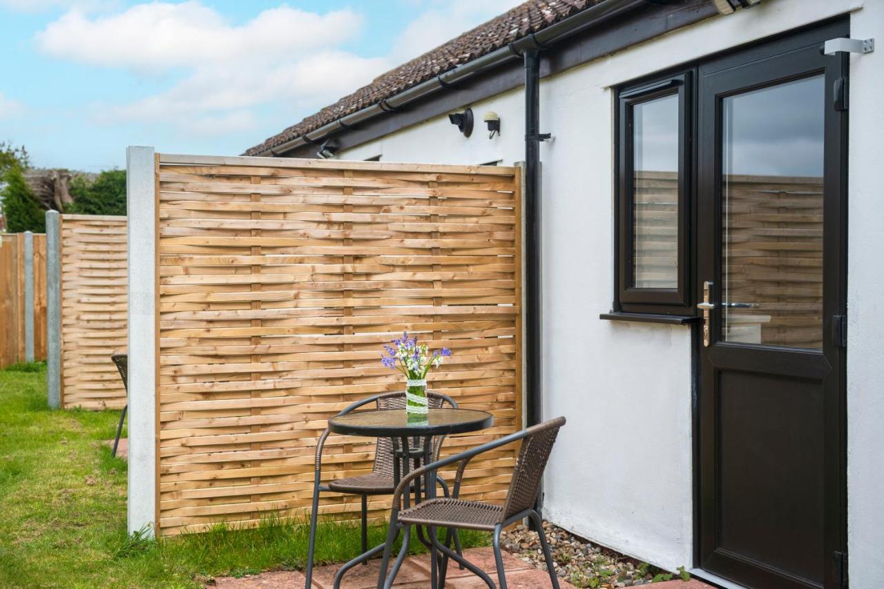 Number 5 - Lytton Tree Lodge, Reydon, Southwold Exterior photo